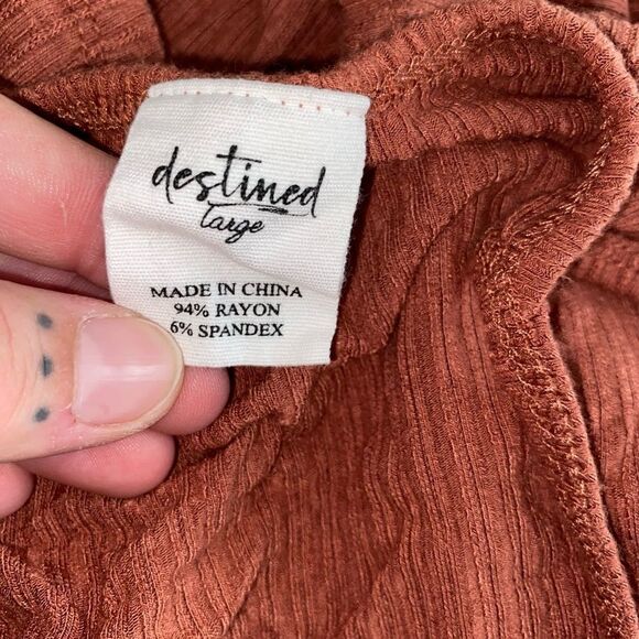 Destined V Neck Cami Size Large - Picture 5 of 5